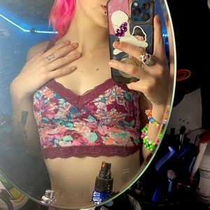 Floral Lacey bralette from hollister 🌸 🌺